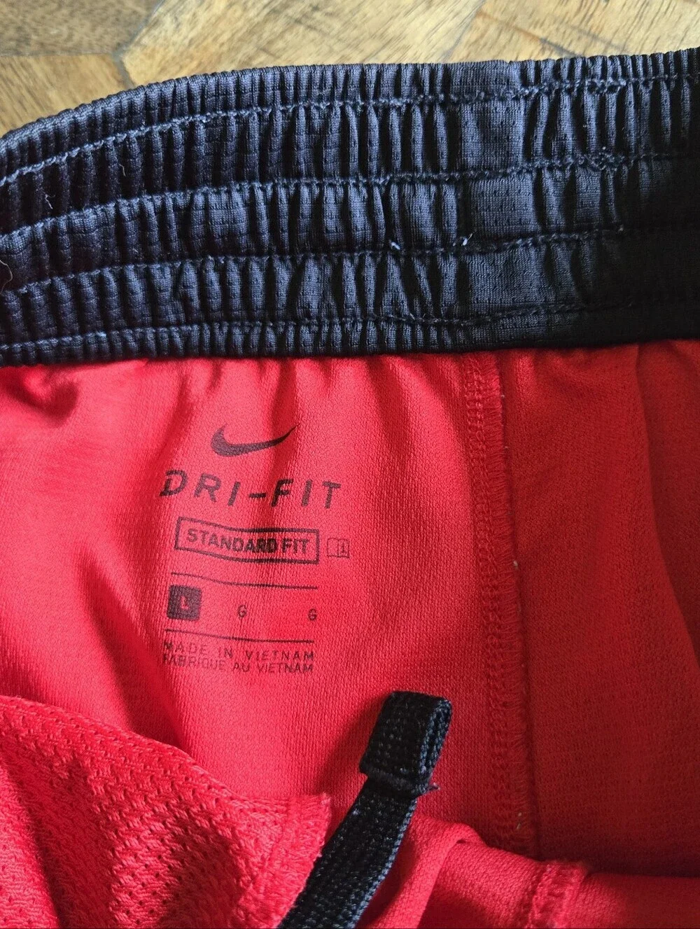 Nike Kid’s Red Black Athletic Shorts L Summer Beach Ball Play Athleisure Pockets